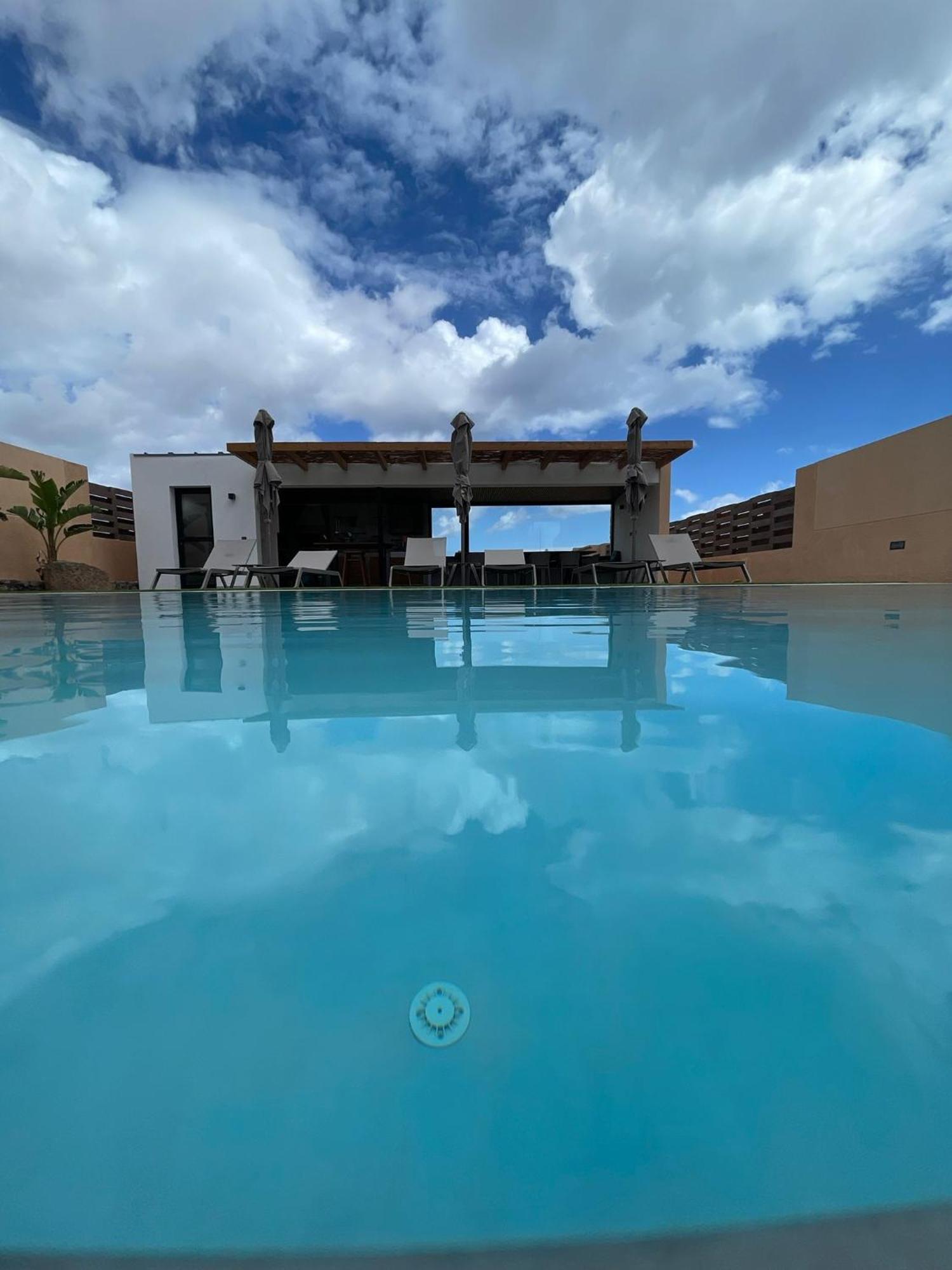 Villa Salitre Costa De Antigua Luaran gambar